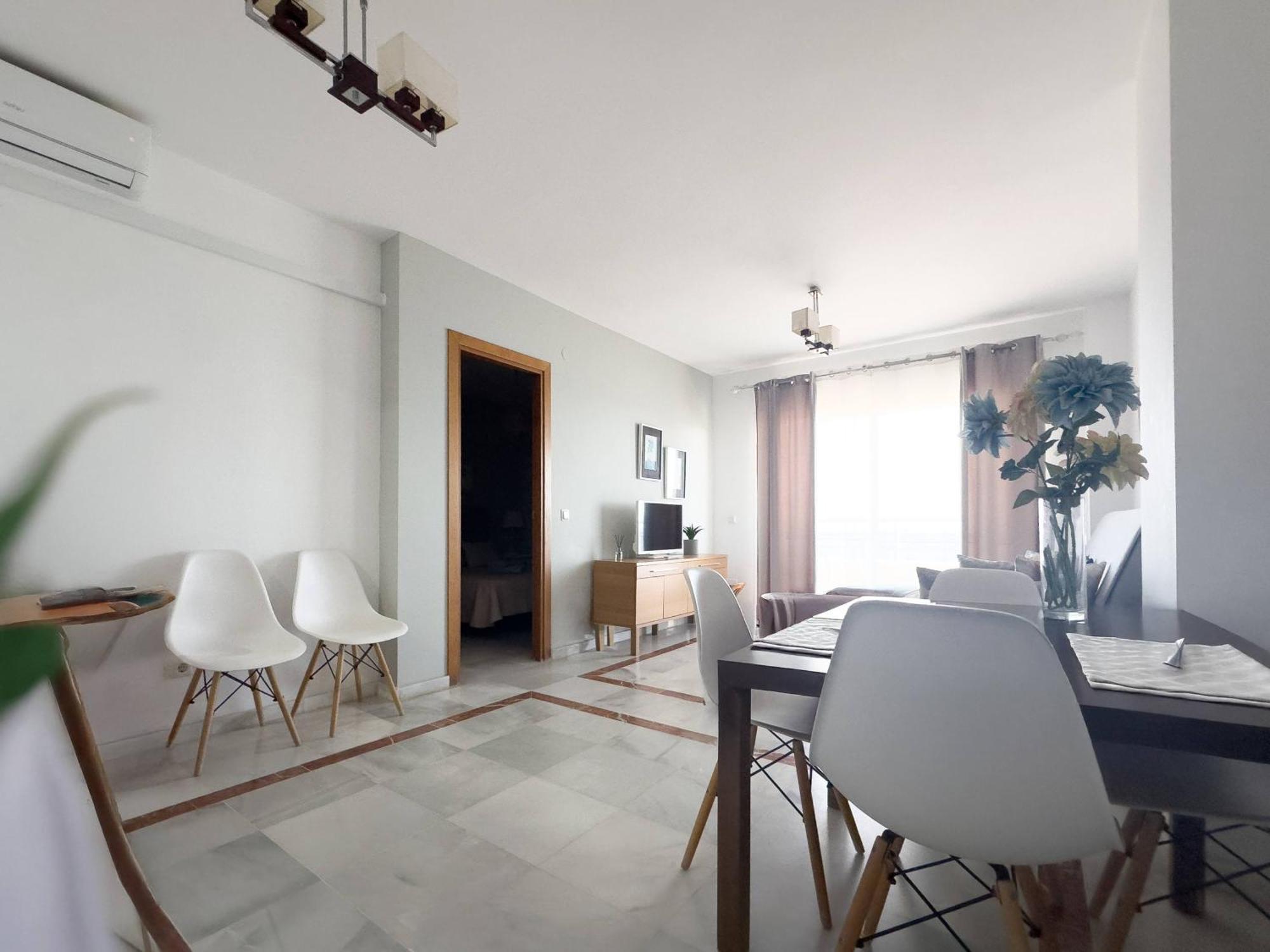 Apartamento Aguamarina 5C Primera Linea De Playa エステポナ エクステリア 写真